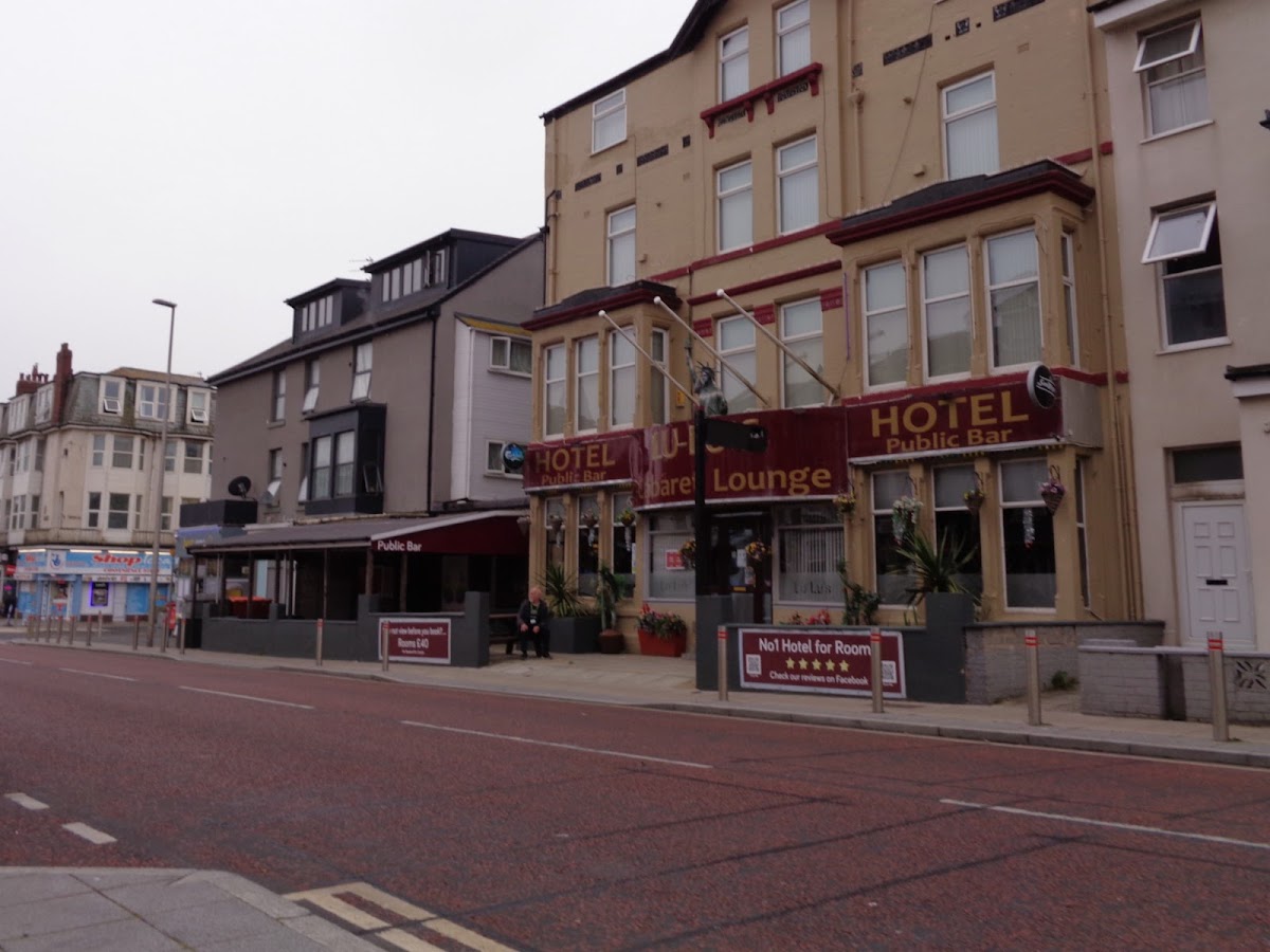 Lu-Lu’s Cabaret Lounge