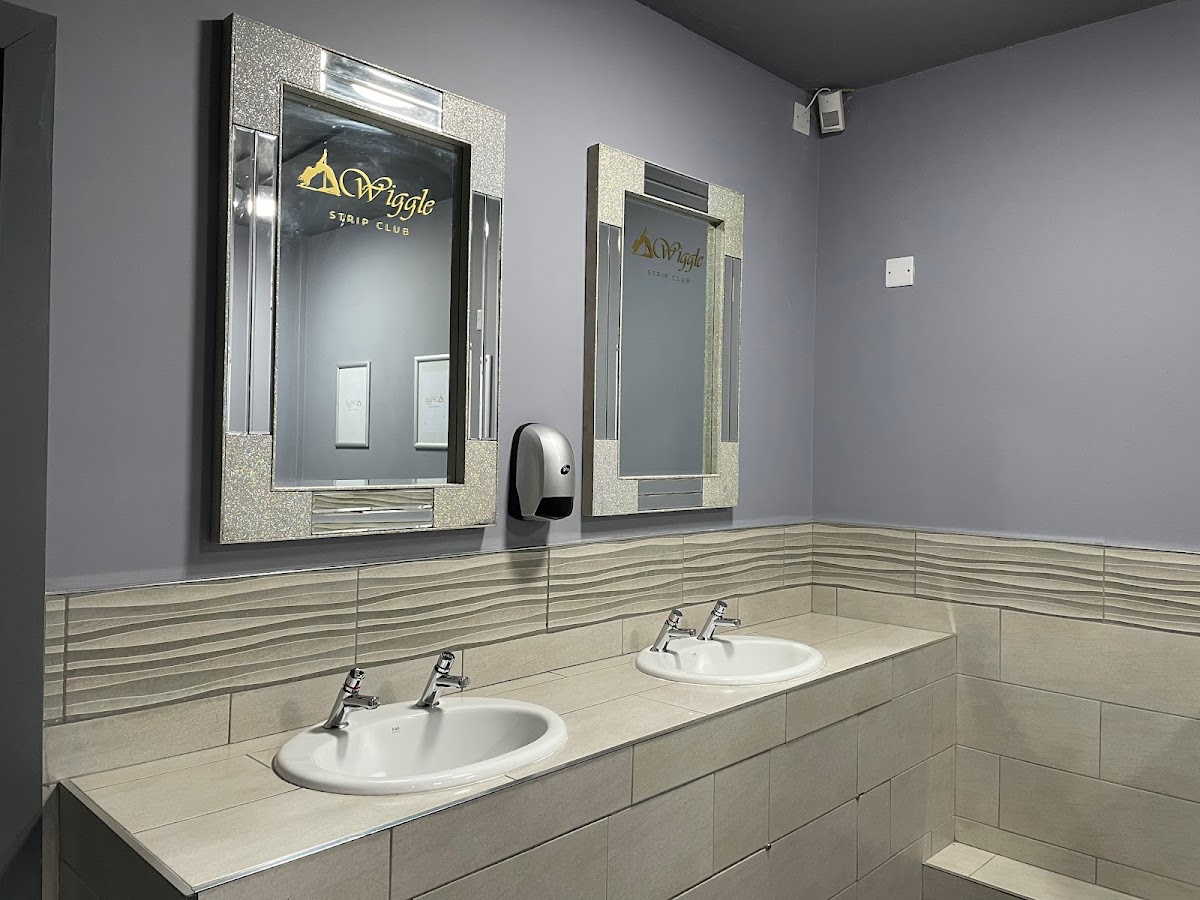 Wiggle Strip Club Southampton